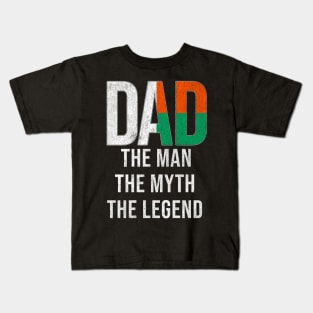 Malagasy Dad The Man The Myth The Legend - Gift for Malagasy Dad With Roots From Malagasy Kids T-Shirt